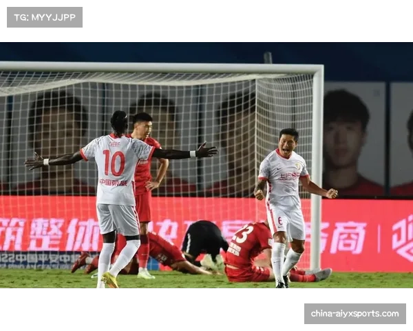 中超第四轮战术复盘：高位逼抢与快速反击成为制胜关键